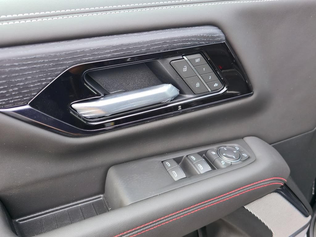 New 2026 GMC Yukon XL AT4 Ultimate AWD/4WD image 23