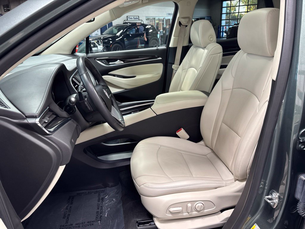 Used 2023 Buick Enclave Essence w/ Experience Buick Package AWD/4WD image 10