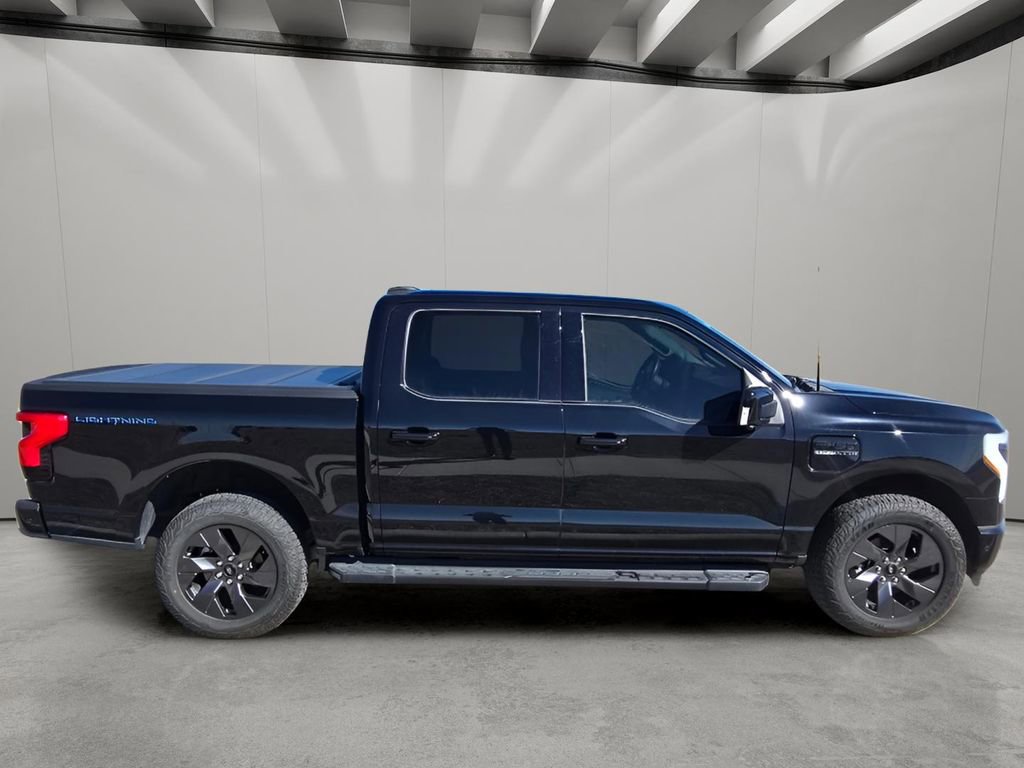 Used 2023 Ford F150 Lightning Lariat w/ Equipment Group 511A High image 6
