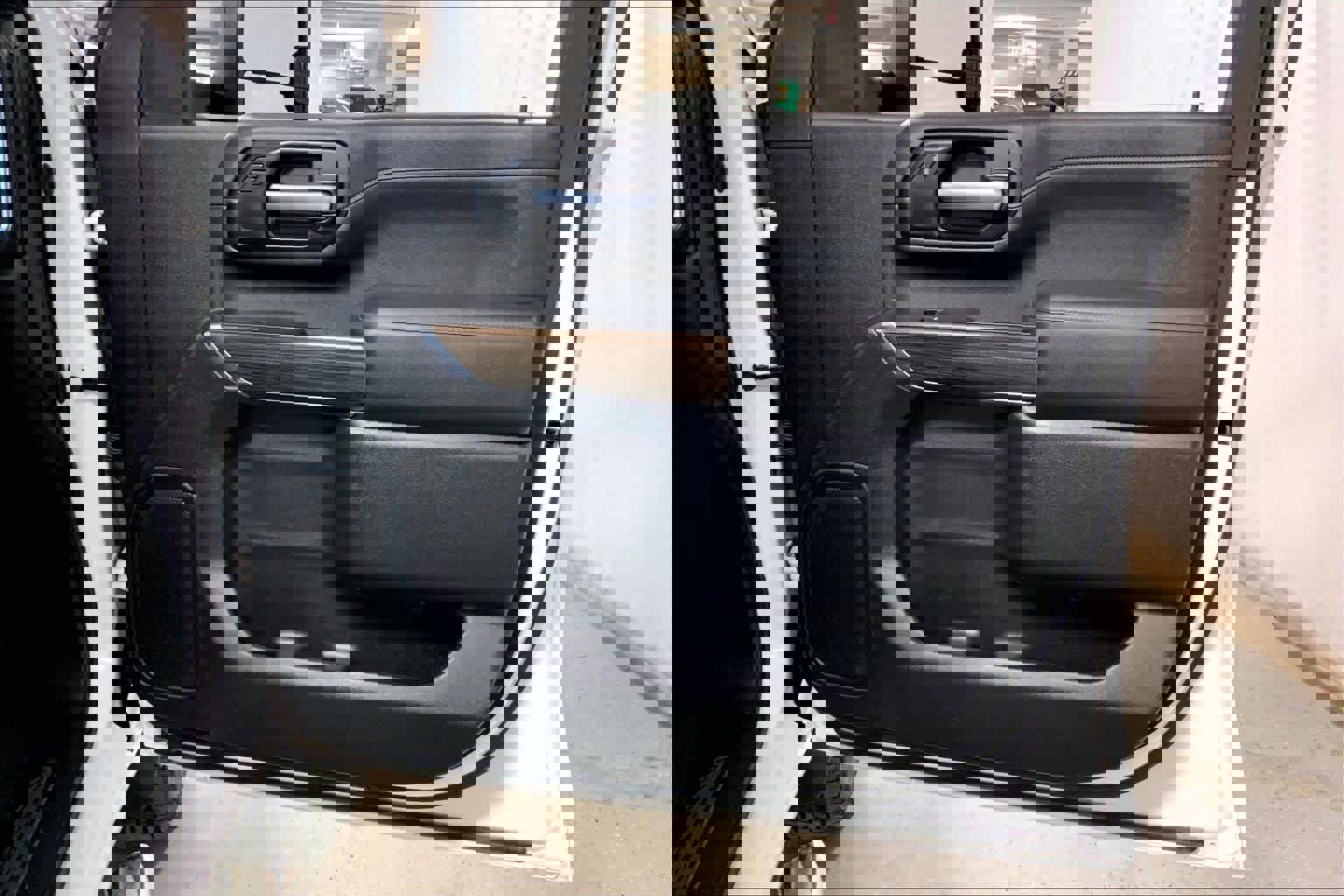 Used 2021 Chevrolet Silverado 2500 LT AWD/4WD image 22