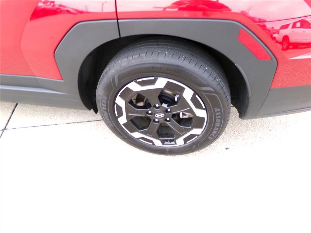 Used 2025 Hyundai Santa Fe SEL image 9