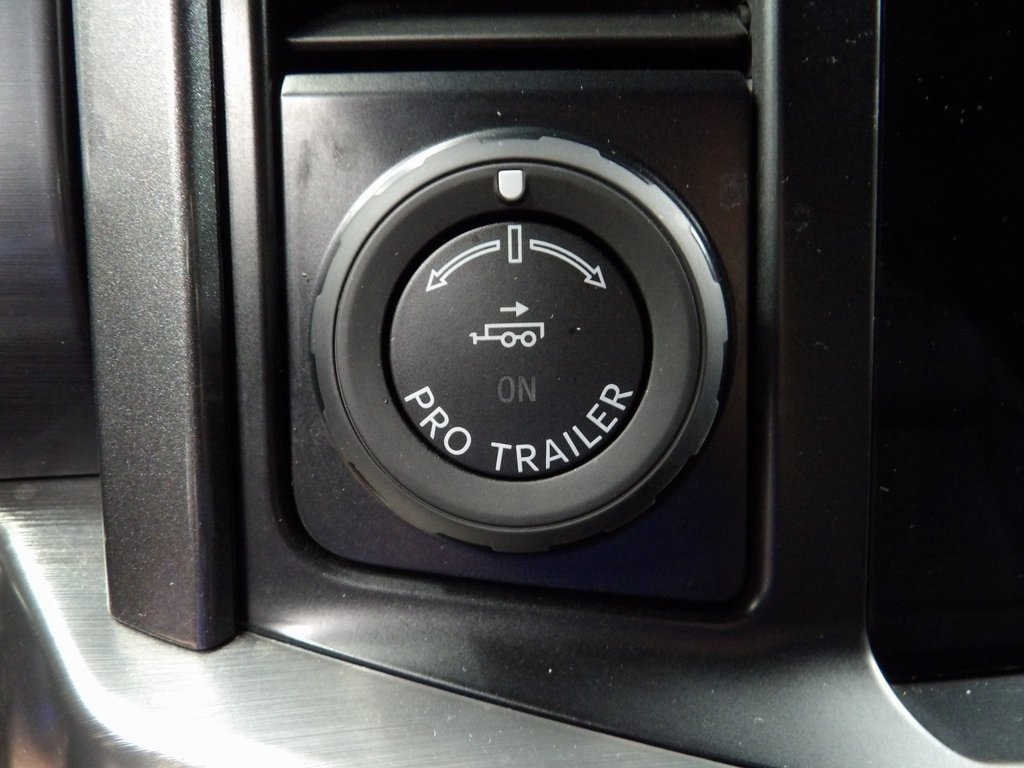 Used 2023 Ford F150 Lariat w/ Equipment Group 502A High image 52