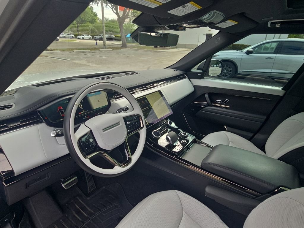 Used 2023 Land Rover Range Rover Sport SE Dynamic AWD/4WD image 23