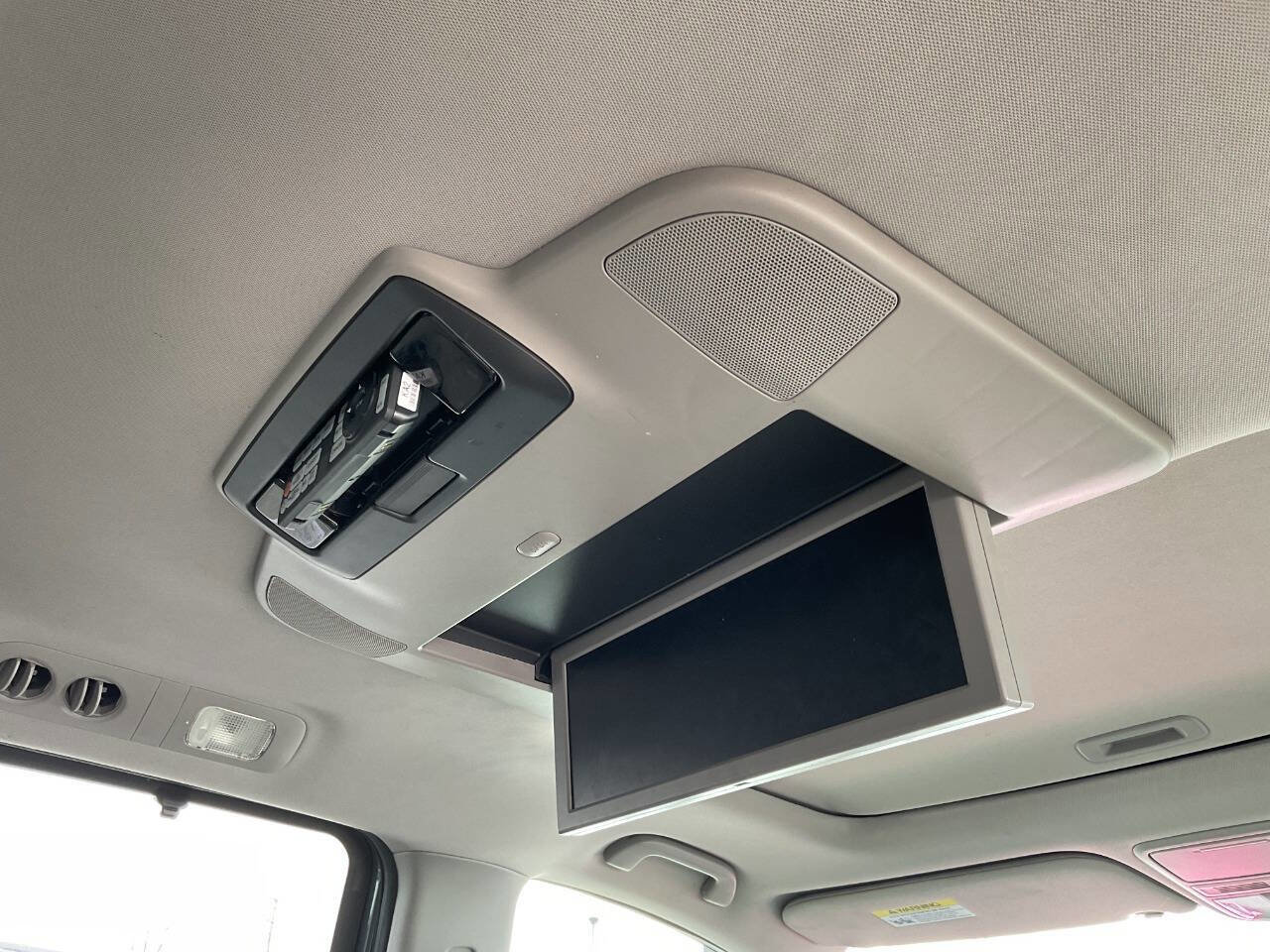 Used 2017 Honda Odyssey Touring Elite image 46