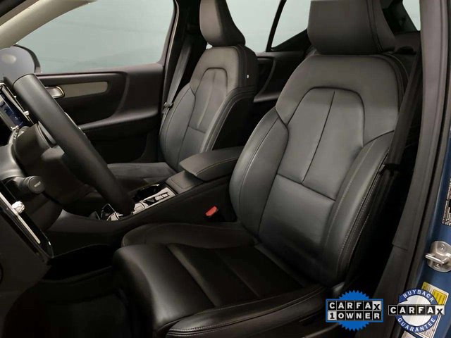 Used 2025 Volvo XC40 B5 Plus image 68