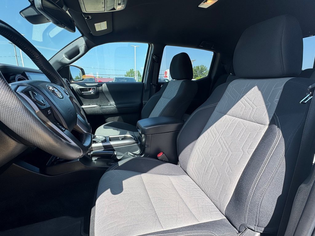 Used 2023 Toyota Tacoma TRD Sport image 8