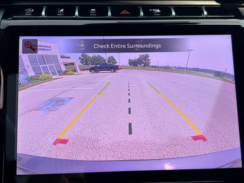 New 2025 Jeep Grand Cherokee L Limited w/ Black Appearance Package image 20