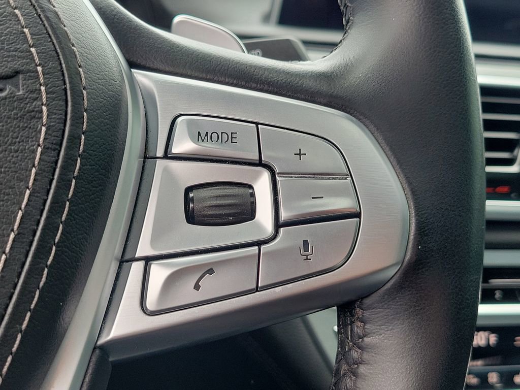 Used 2019 BMW 750i w/ Executive Package image 28
