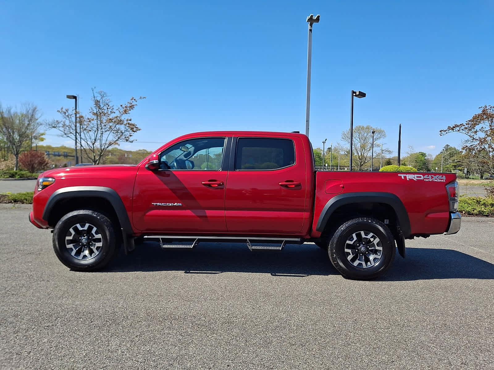 Certified 2023 Toyota Tacoma TRD Off-Road AWD/4WD image 8