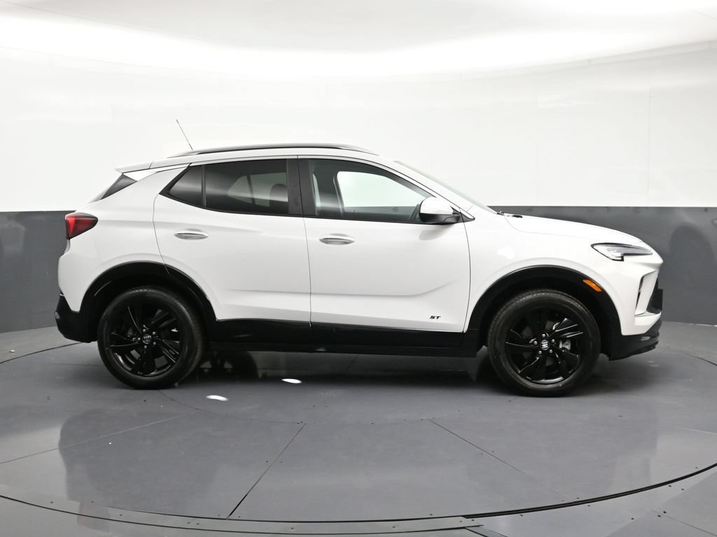 Certified 2026 Buick Encore GX Sport Touring AWD/4WD image 6