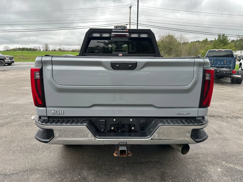 Used 2024 GMC Sierra 2500 SLT w/ SLT Premium Package AWD/4WD image 4