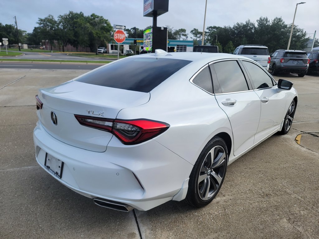 Used 2025 Acura TLX w/ Technology Package FWD image 5