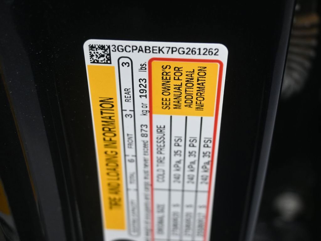 Used 2023 Chevrolet Silverado 1500 Custom image 9