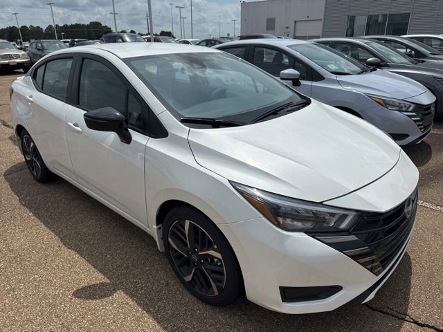 Certified 2025 Nissan Versa SR w/ Trunk Package FWD image 3