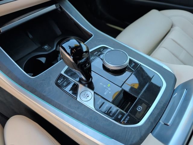 Used 2022 BMW X5 xDrive40i w/ Premium Package image 36