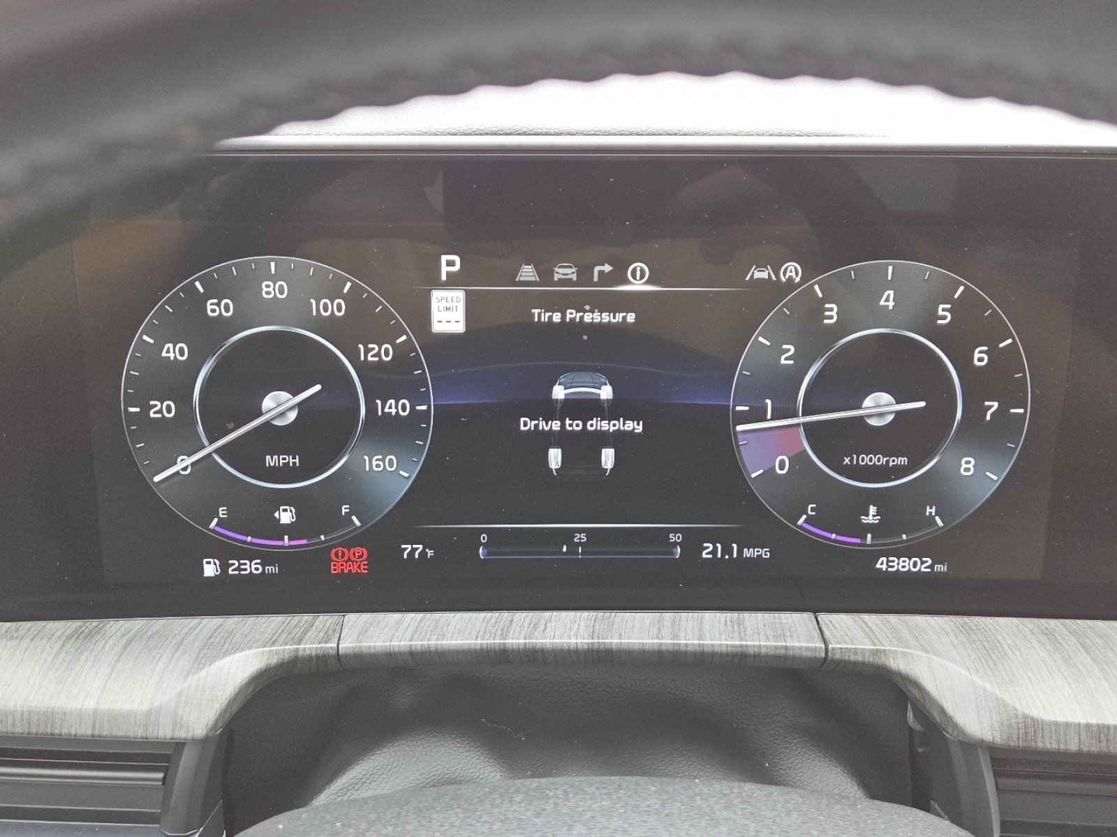 Used 2023 Kia Telluride SX FWD image 31