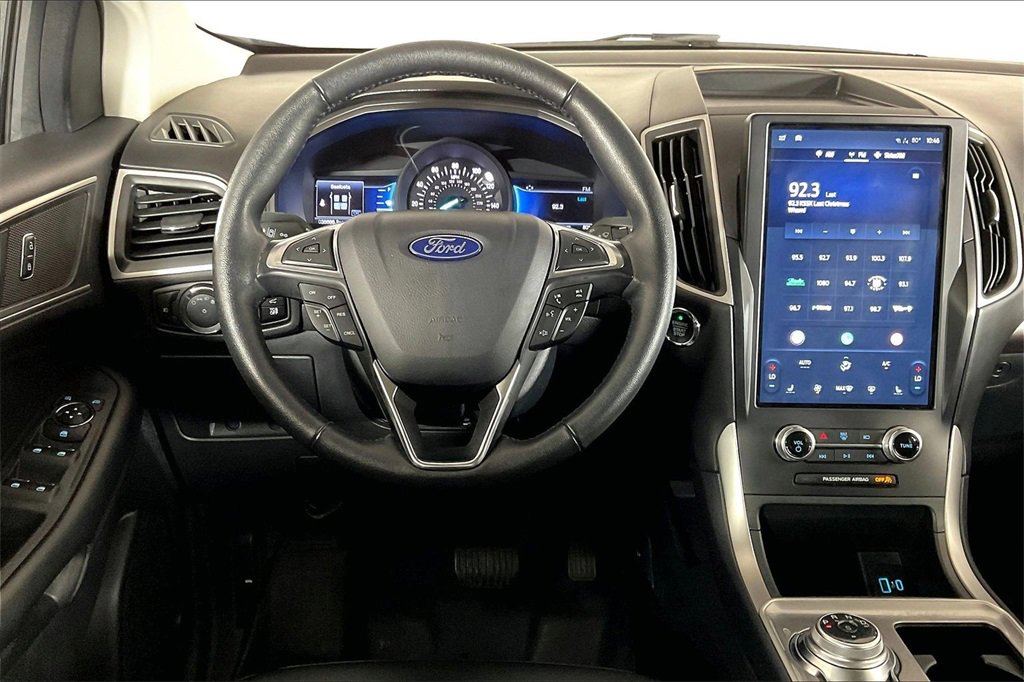 Used 2024 Ford Edge SEL w/ Convenience Package image 4