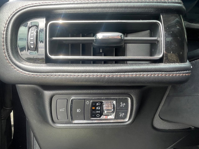 Used 2020 Lincoln Aviator Reserve w/ Equipment Group 201A image 30