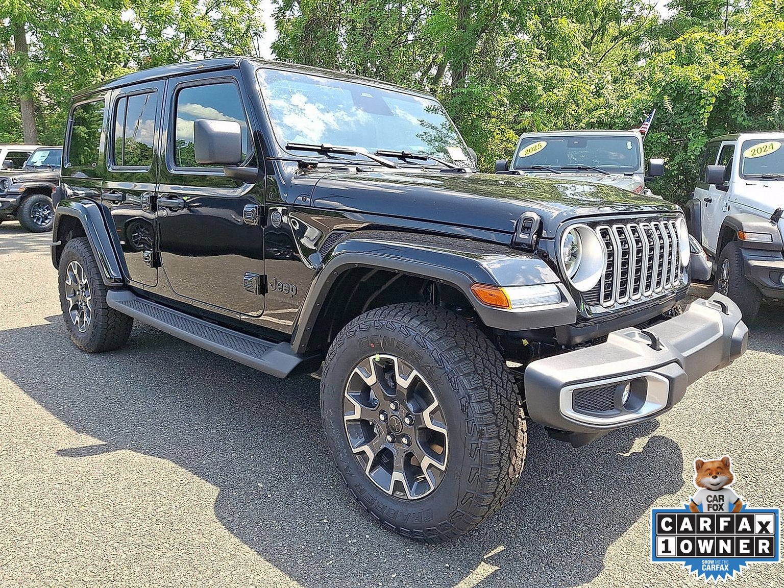 New 2026 Jeep Wrangler Unlimited Sahara AWD/4WD image 2