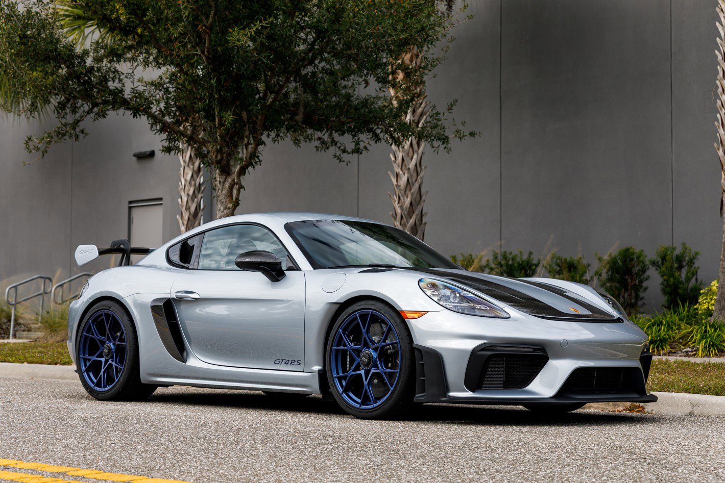 Used 2025 Porsche 718 Cayman GT4 RS image 3