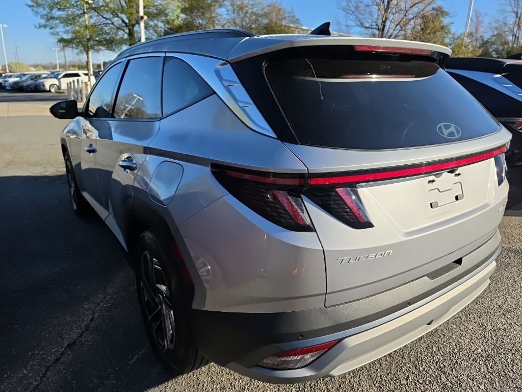 Certified 2025 Hyundai Tucson Limited image 4