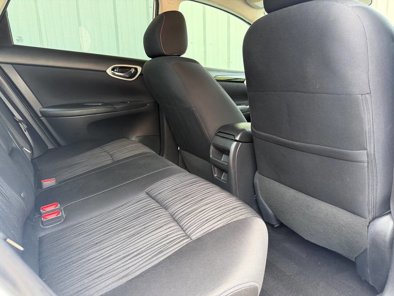 Used 2017 Nissan Sentra SV FWD image 17