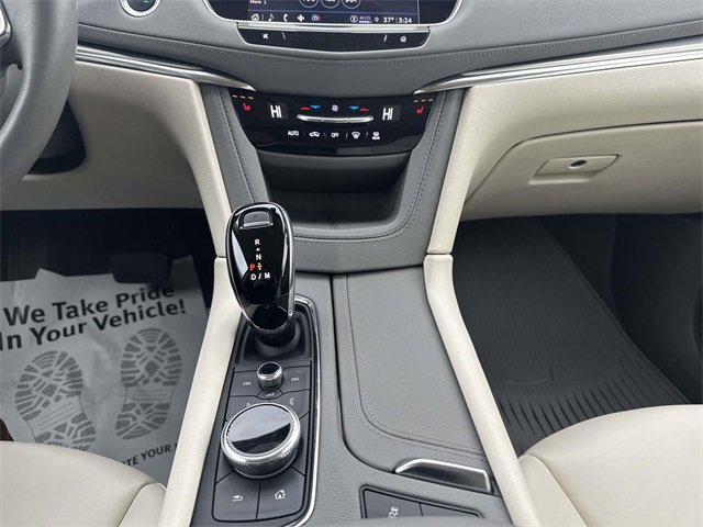 Certified 2022 Cadillac XT5 Premium Luxury image 47