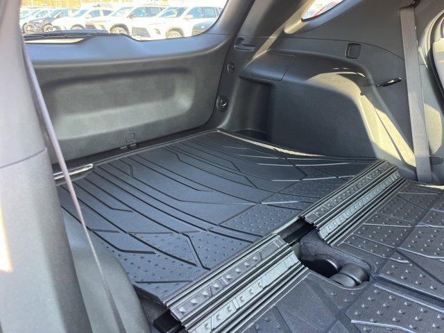 Used 2022 Chevrolet Equinox LS w/ LS Convenience Package image 46