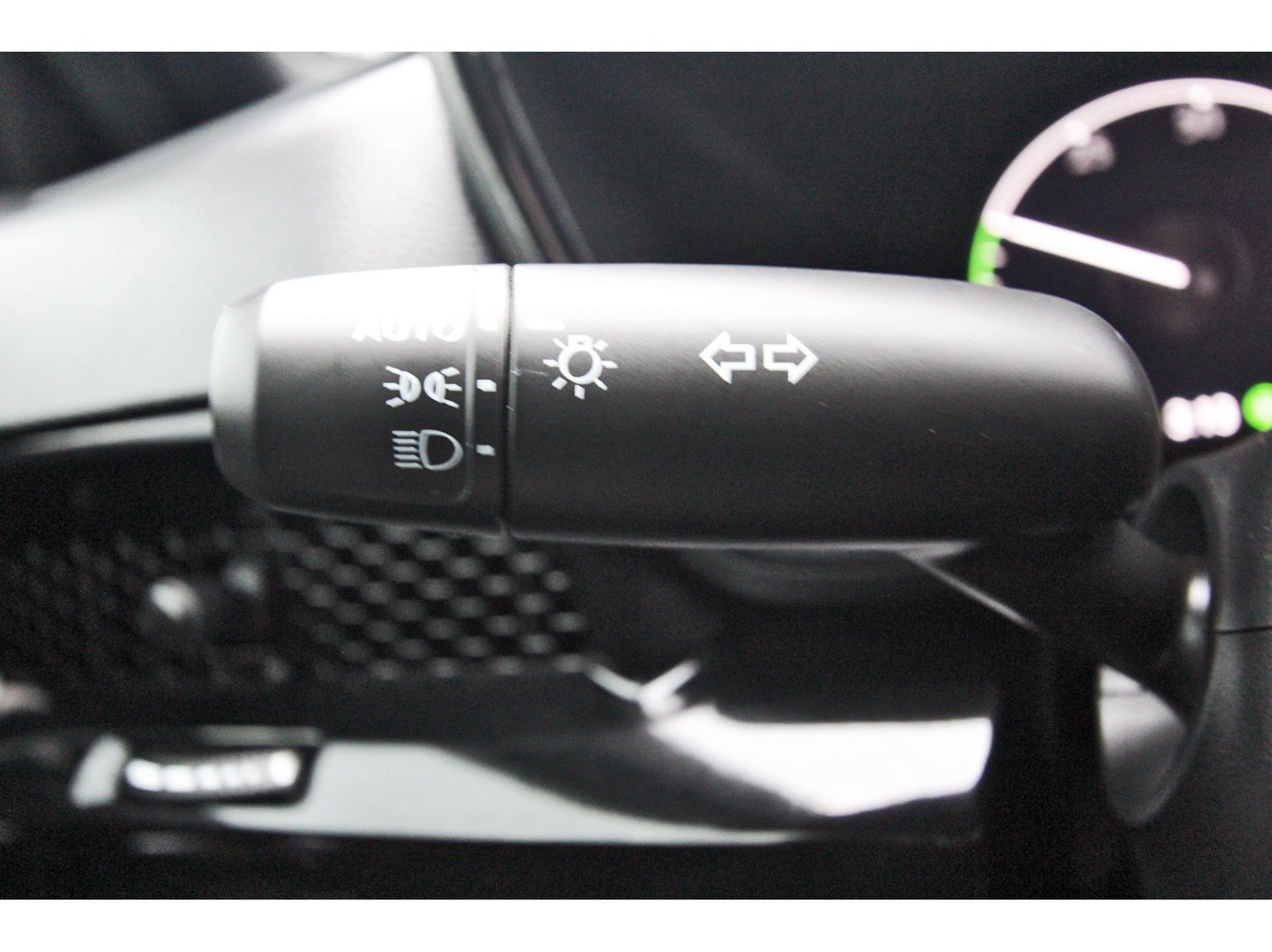 Used 2025 Honda CR-V Sport Touring image 17