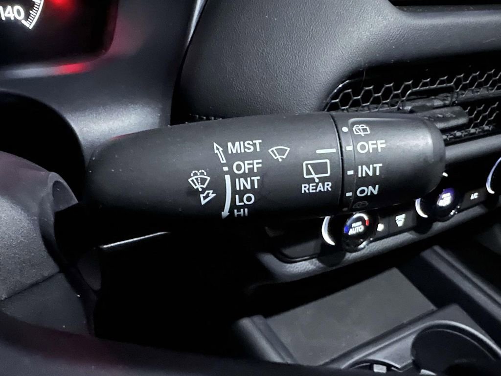 Used 2023 Honda HR-V LX image 27