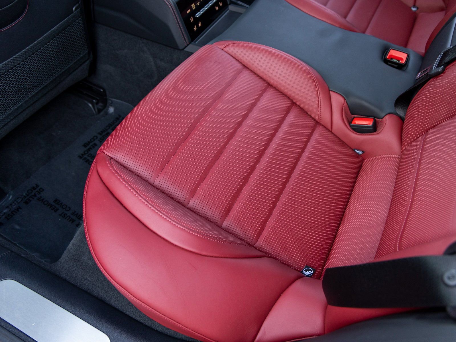 Certified 2024 Porsche Panamera image 41