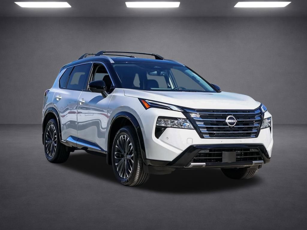 Used 2026 Nissan Rogue Platinum w/ Platinum Premium Package image 2