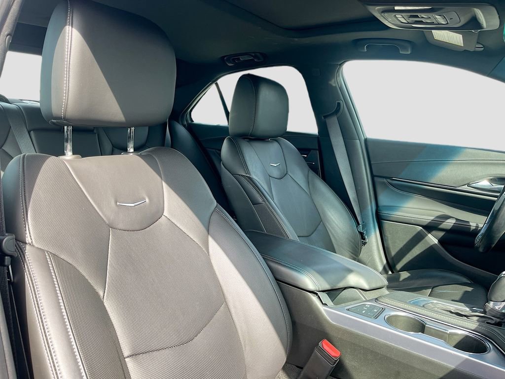 Used 2021 Cadillac CT4 Premium Luxury image 30