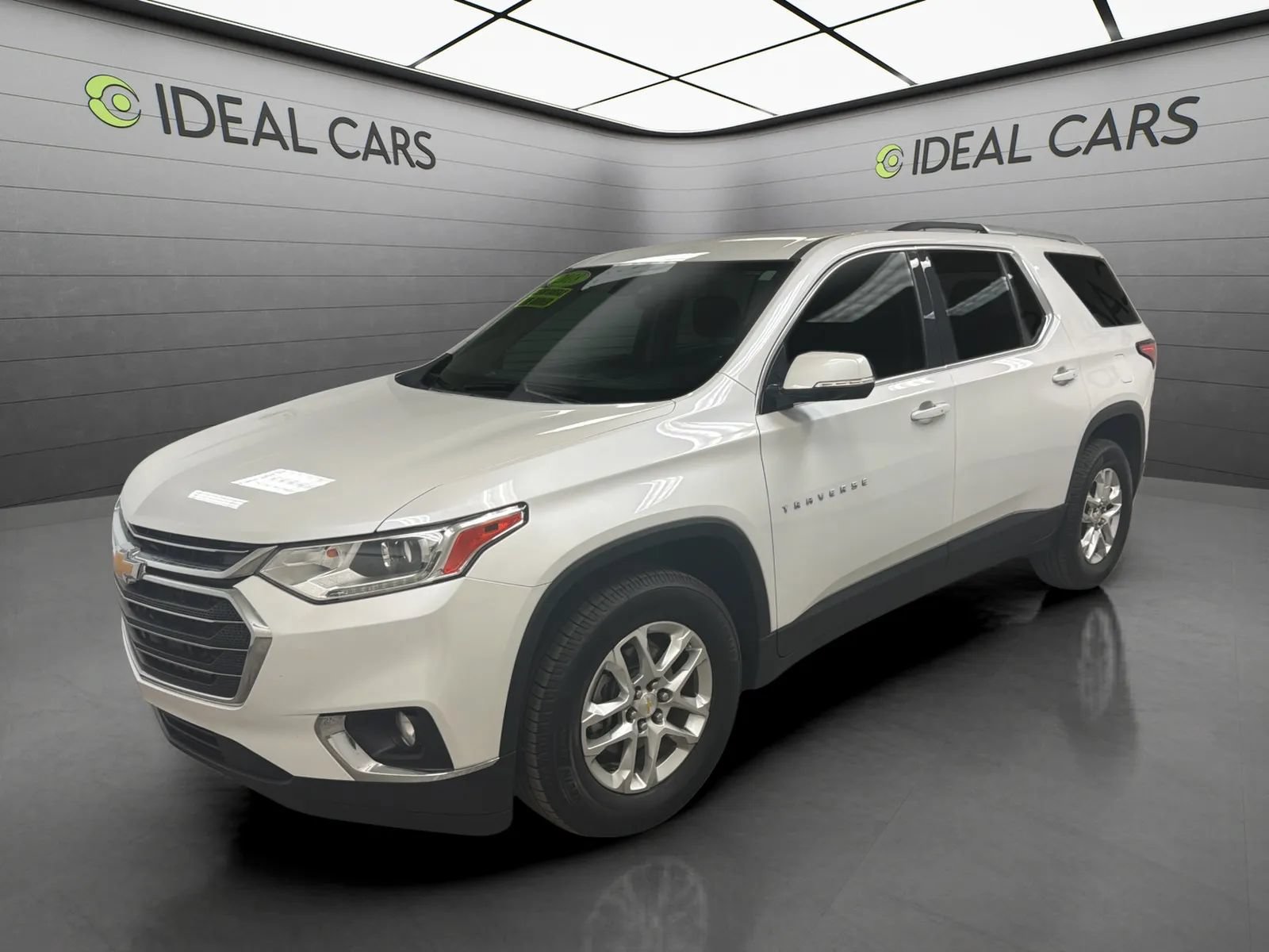 Used 2018 Chevrolet Traverse LT
