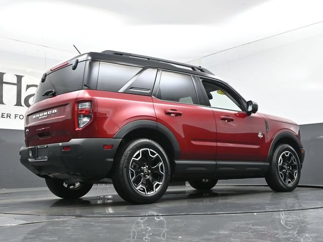 Used 2025 Ford Bronco Sport Outer Banks w/ Outer Banks Tech Package+ AWD/4WD image 32