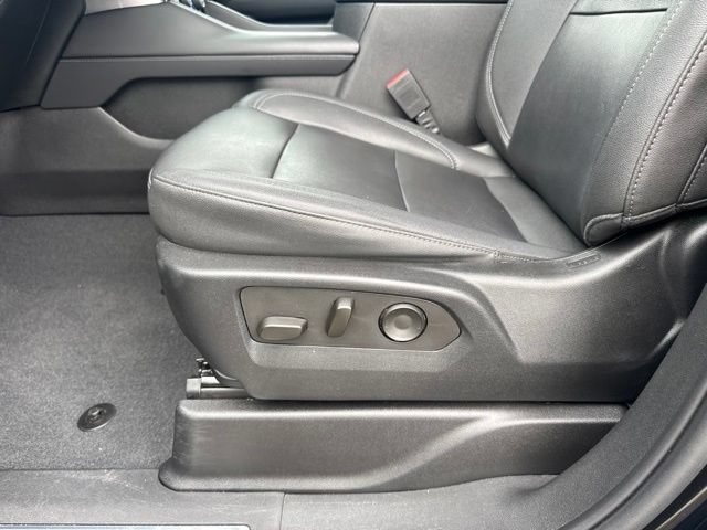 Used 2023 Chevrolet Tahoe LT AWD/4WD image 19