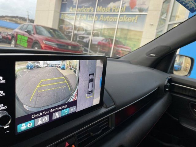 Used 2025 Honda Pilot Black Edition image 19