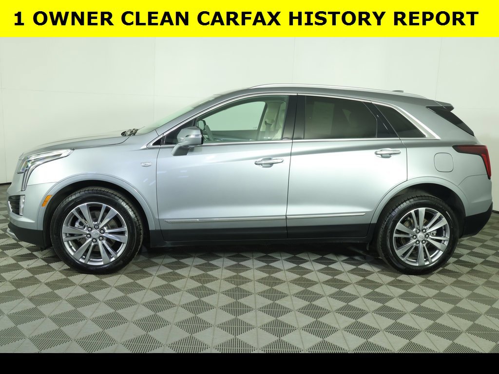 Used 2025 Cadillac XT5 Premium Luxury image 3
