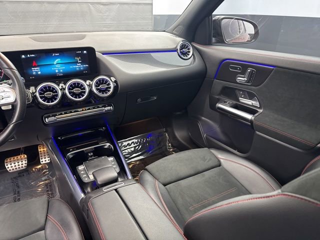 Used 2022 Mercedes-Benz GLA 250 4MATIC image 14