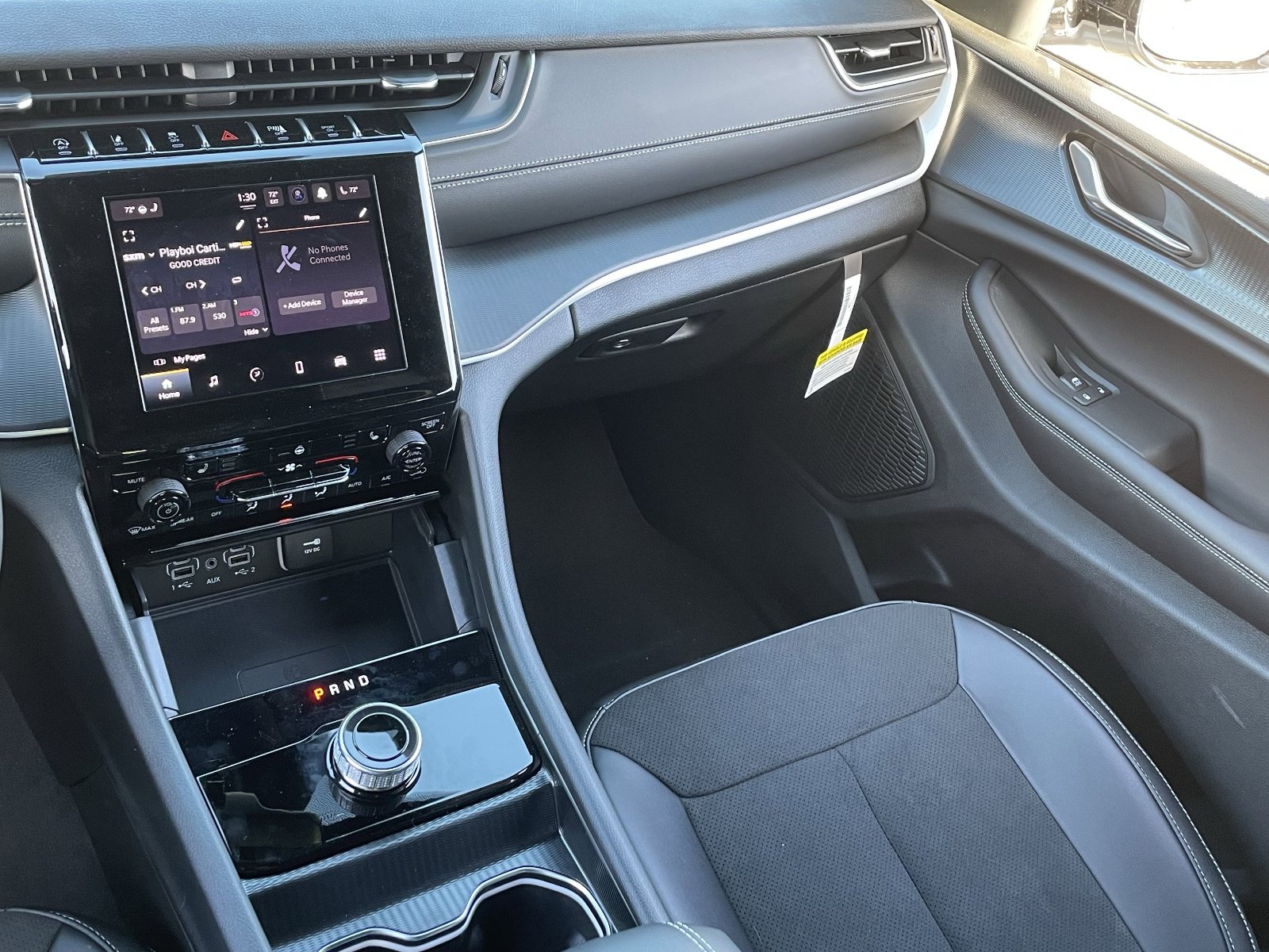 New 2025 Jeep Grand Cherokee L Altitude AWD/4WD image 13