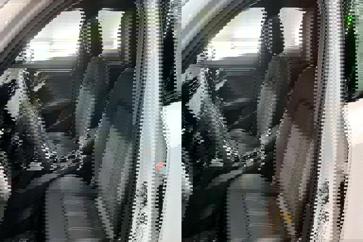 Used 2025 Audi A3 2.0T Premium Plus w/ Premium Plus Package image 28