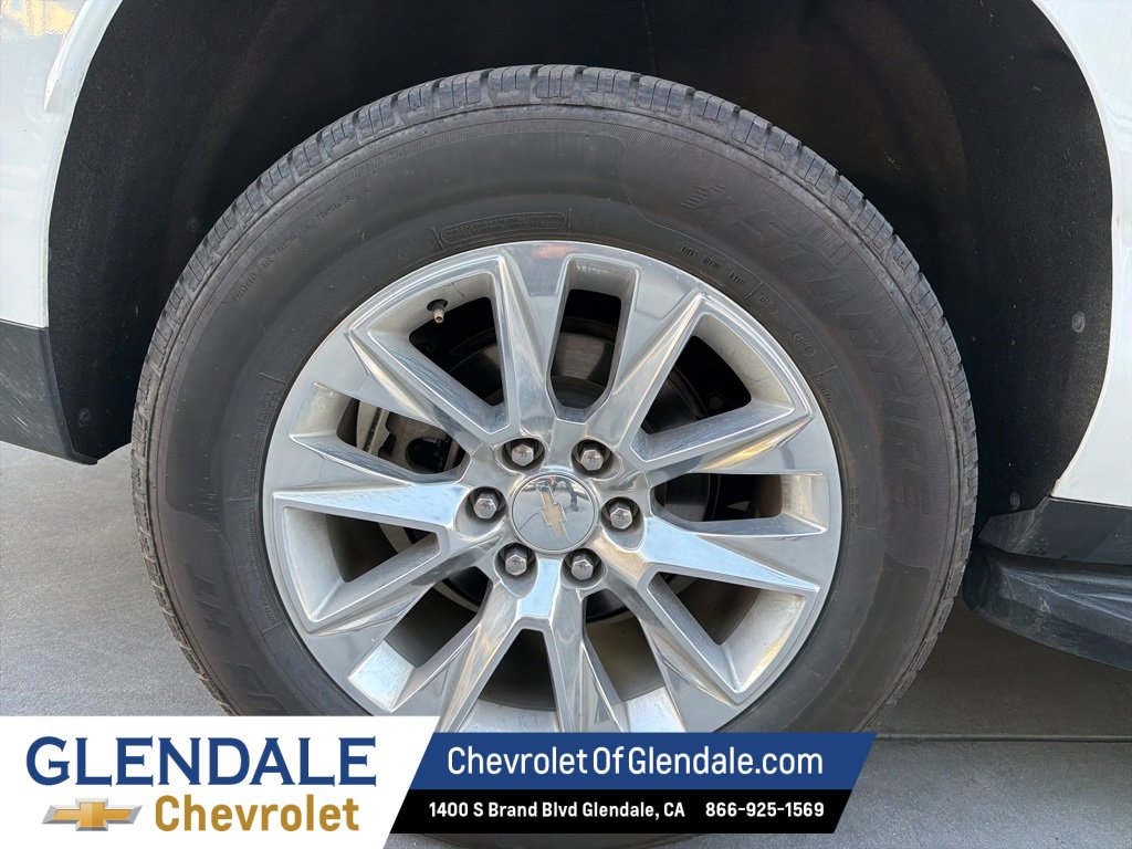 Used 2023 Chevrolet Suburban Premier image 22