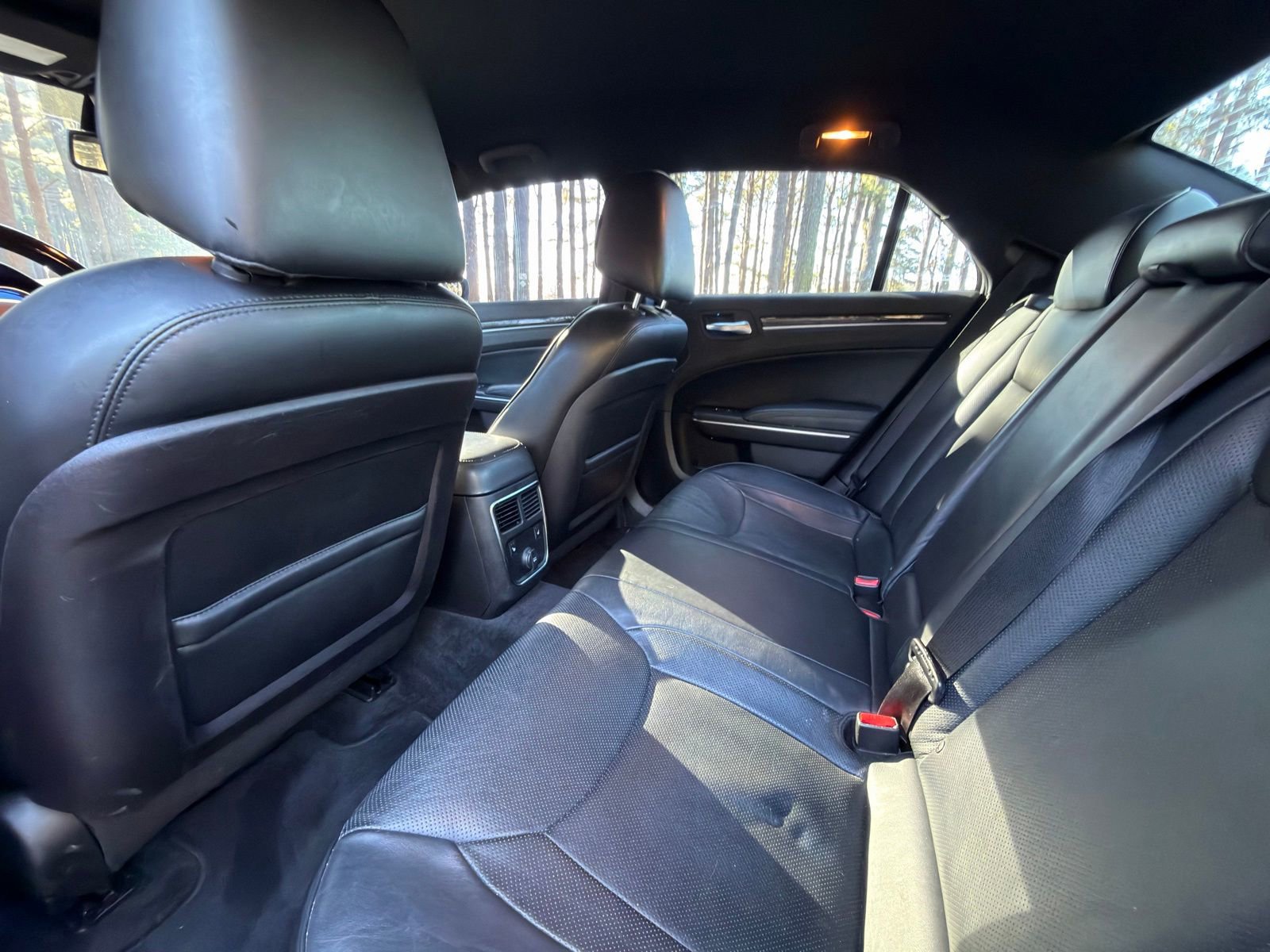 Used 2012 Chrysler 300 C w/ 19-Premium Speaker Group image 14