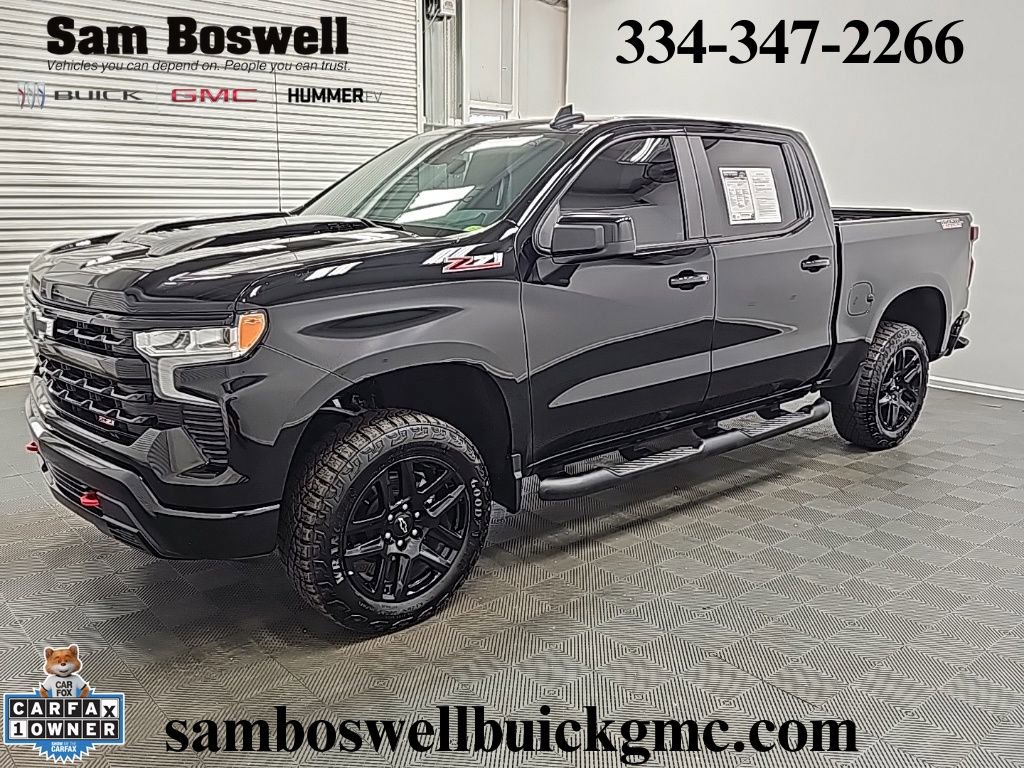Used 2025 Chevrolet Silverado 1500 LT Trail Boss w/ Convenience Package II AWD/4WD image 4