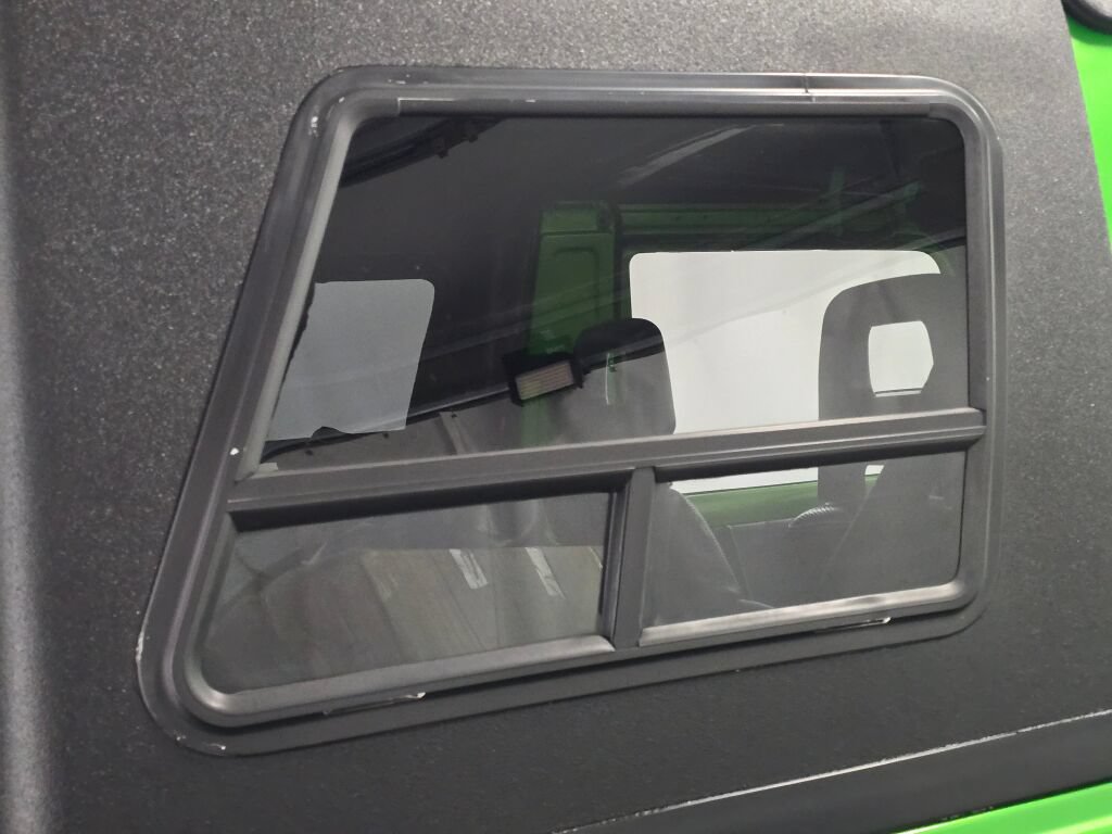 Used 1988 Suzuki Samurai 4WD Soft Top image 28