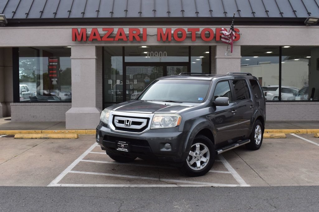 Used 2010 Honda Pilot Touring image 2