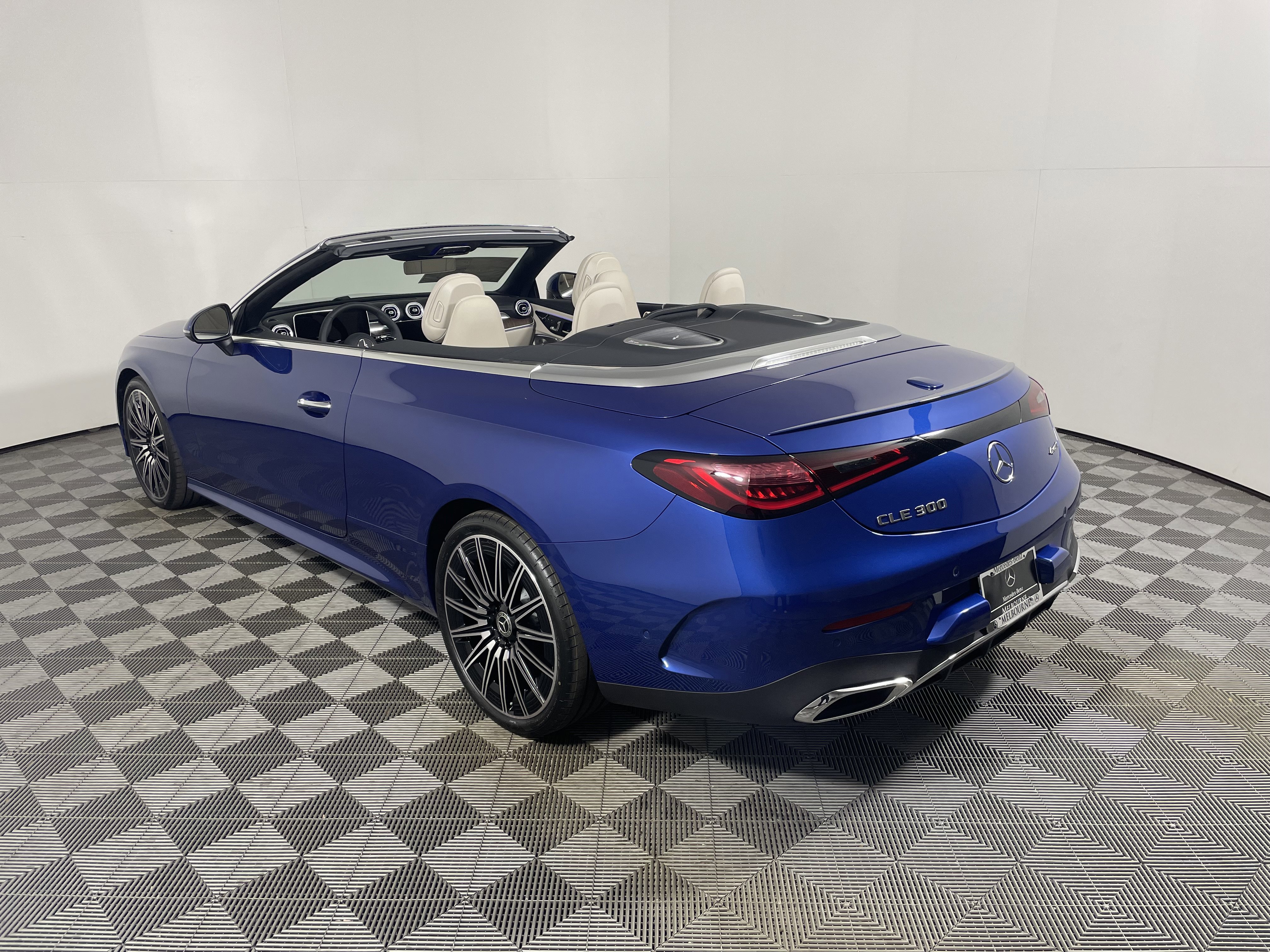 New 2026 Mercedes-Benz CLE 300 4MATIC Cabriolet image 3