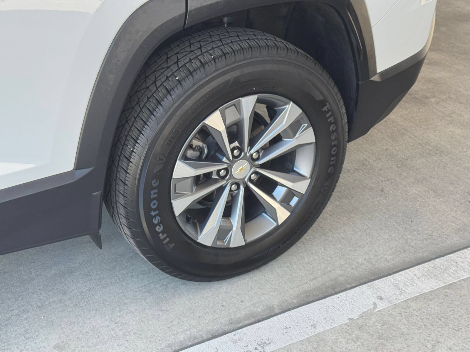 Used 2025 Chevrolet Equinox LT FWD image 30