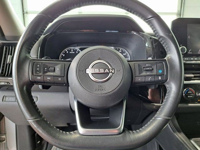 Used 2023 Nissan Pathfinder SV FWD image 10