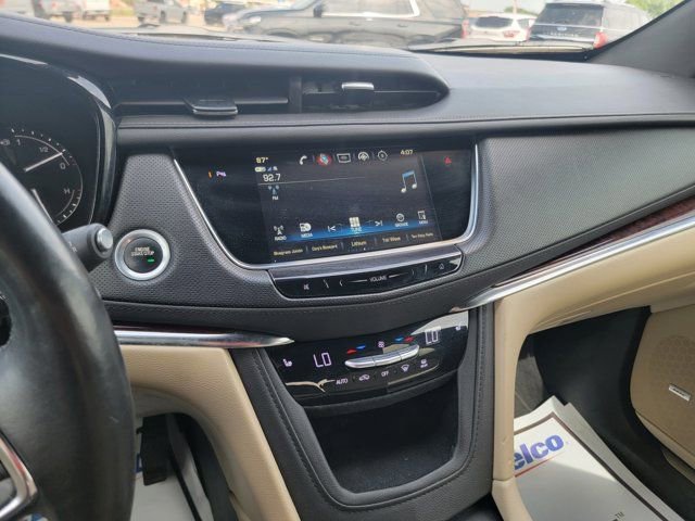 Used 2019 Cadillac XT5 Luxury FWD image 24